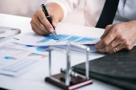 مدقق داخلي أو مدقق رئيسي-بحسب المواصفة  ISO 9001:2015